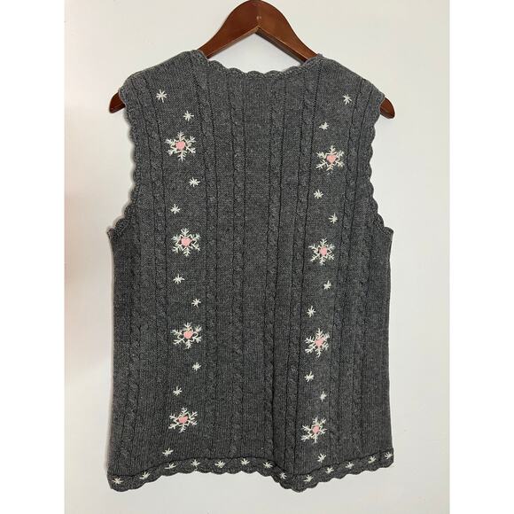 Vintage Y2K Hand Embroidered Knit Sweater Vest Snowflake Hearts Women’s Size M - Picture 2 of 7